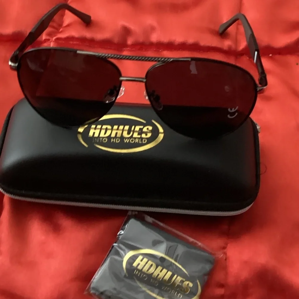 Black Aviator Sunglasses